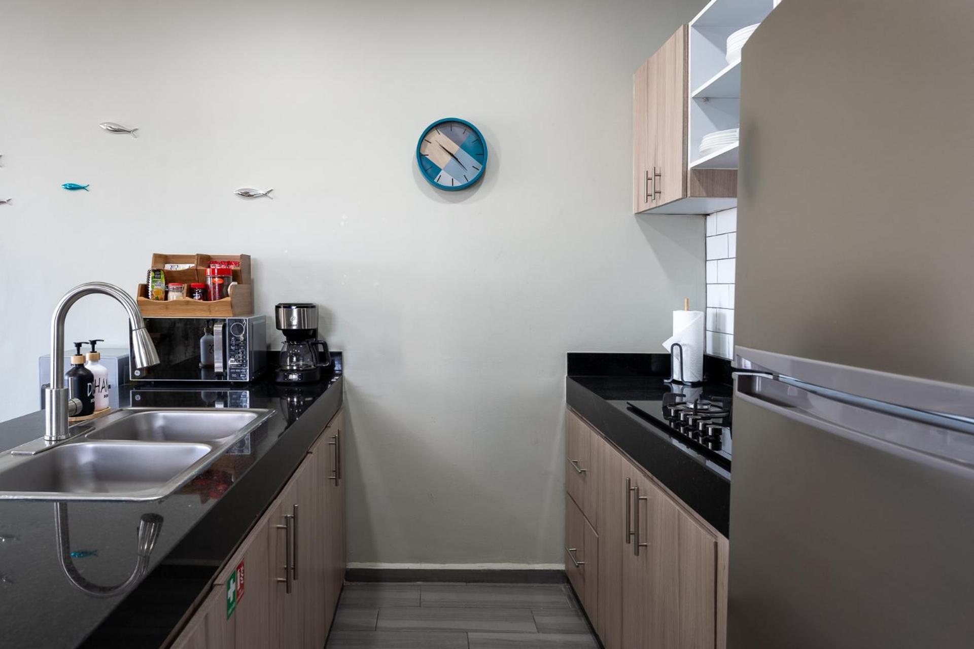 New & Modern, 5 Star Area, Walk 2 Beach, Pool, Views, King Bed Mazatlan Luaran gambar