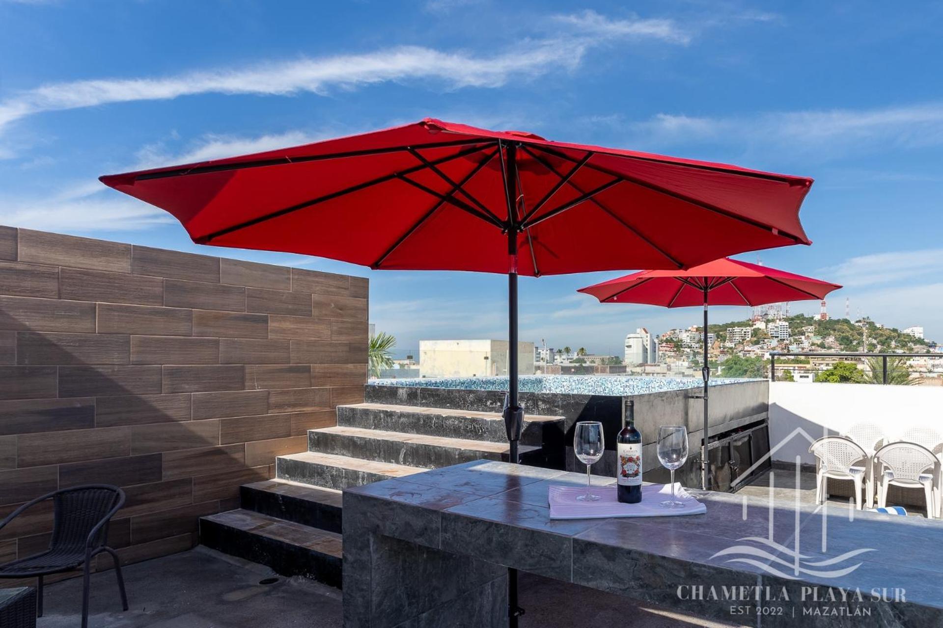 New & Modern, 5 Star Area, Walk 2 Beach, Pool, Views, King Bed Mazatlan Luaran gambar